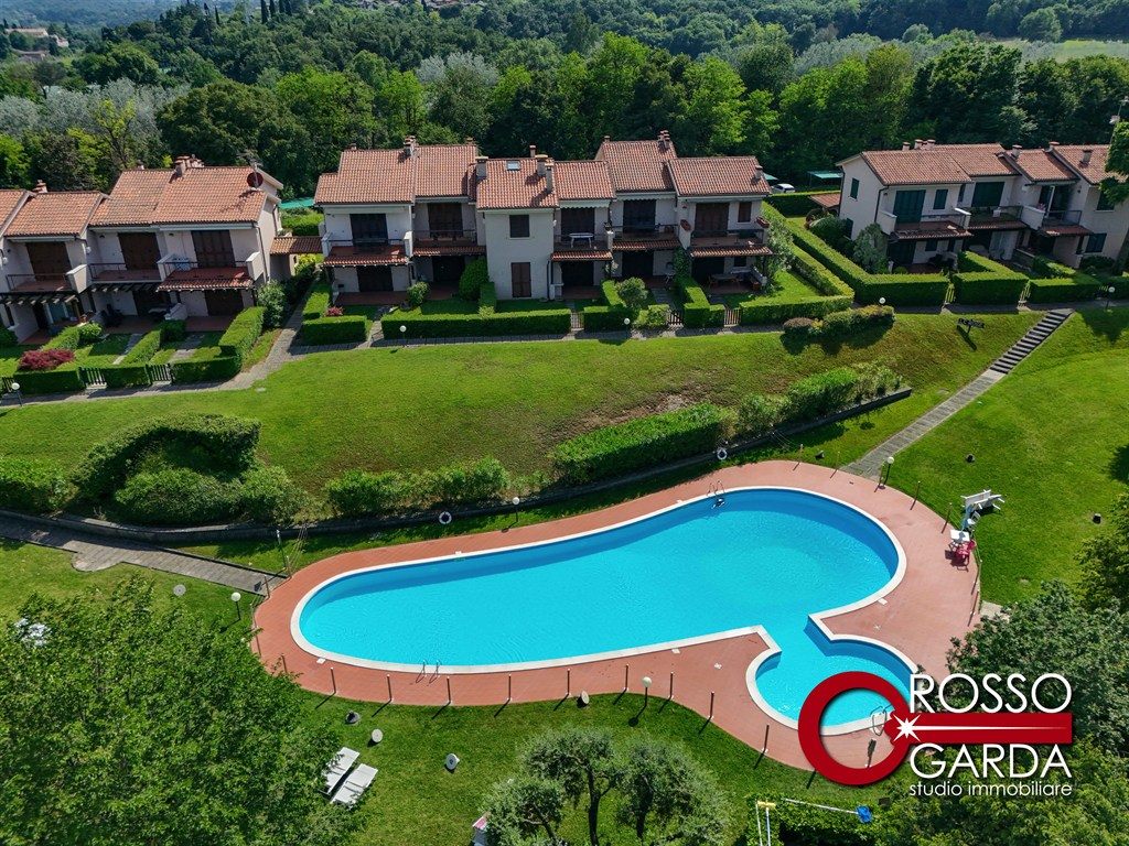 Villetta a schiera vista lago Padenghe vendita