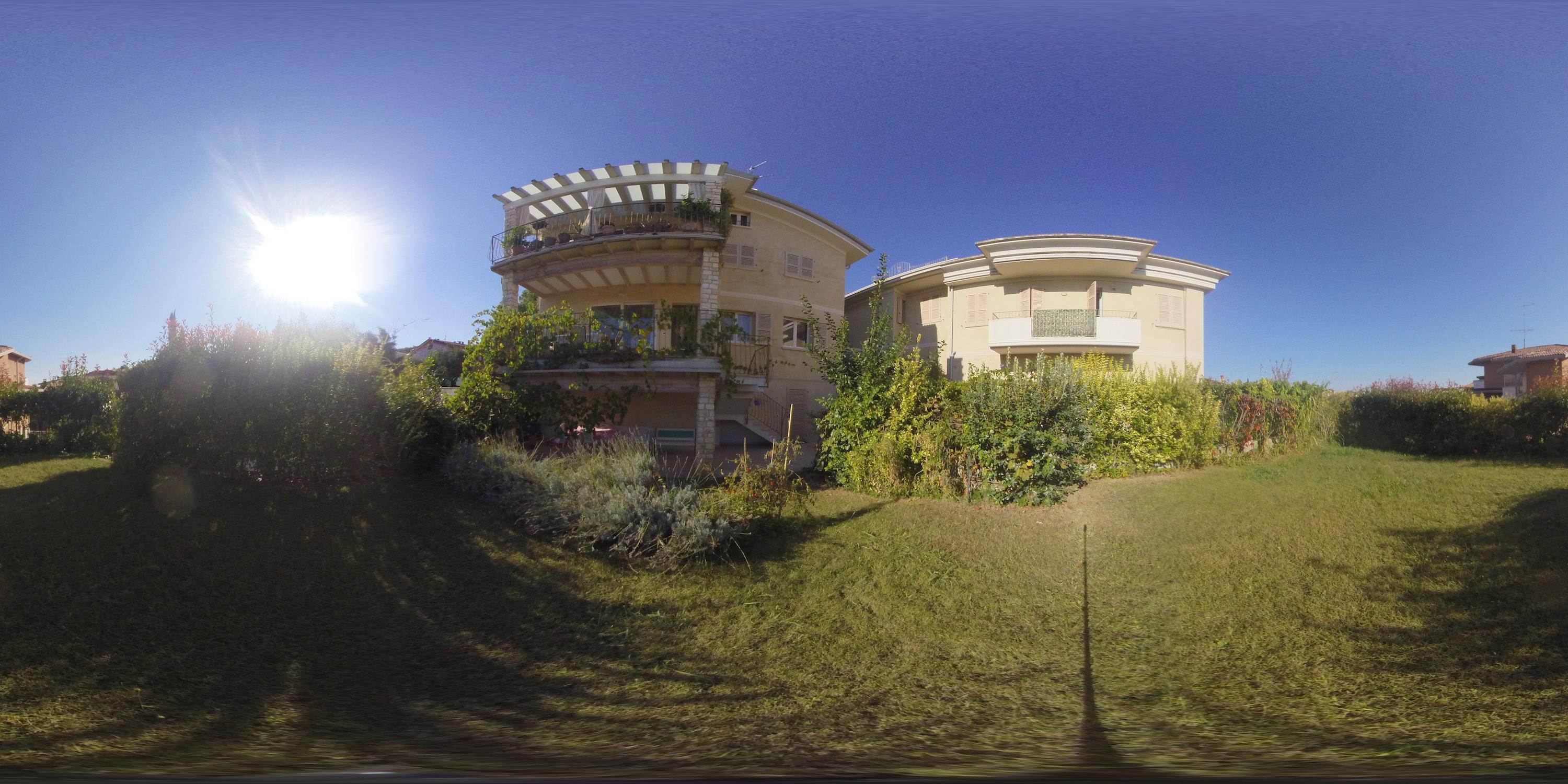 Giardino 360° villa bifamiliare vendita Padenghe